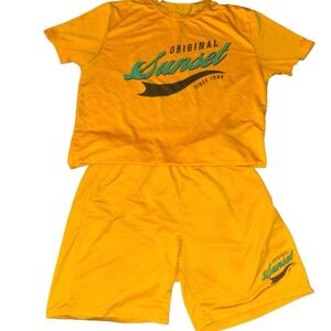 2pc set  2xl  50 52 men yellow graphic
